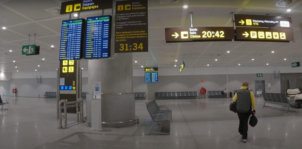 claim belt area malaga airport